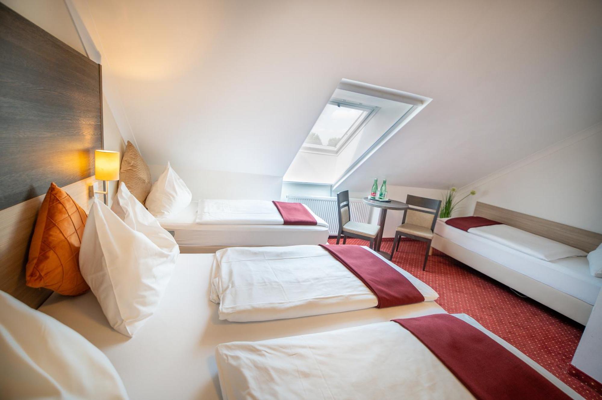 Hotel Marc Aurel Petronell Luaran gambar