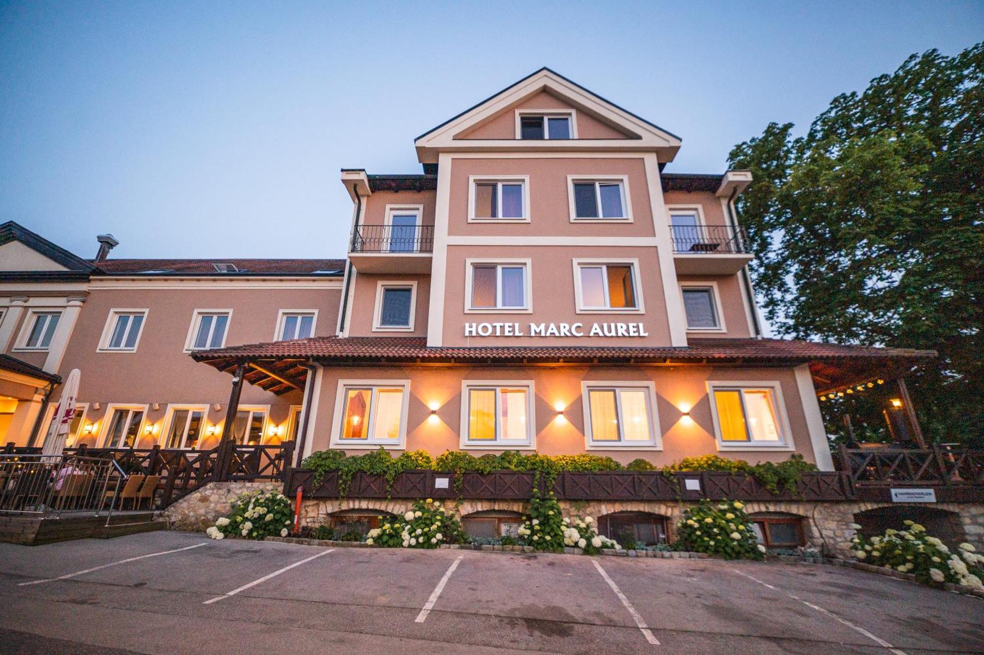 Hotel Marc Aurel Petronell Luaran gambar